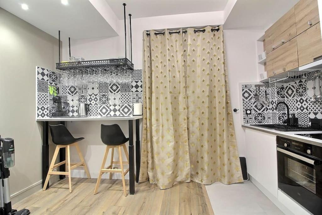 La Demeure Des 3 Colombes Apartment บัวส์ โกลงบ์ ภายนอก รูปภาพ