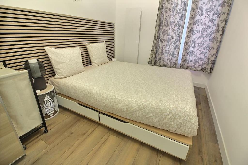 La Demeure Des 3 Colombes Apartment บัวส์ โกลงบ์ ภายนอก รูปภาพ