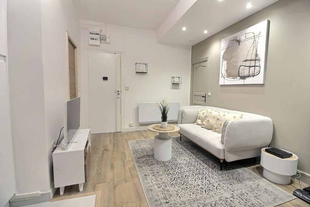 La Demeure Des 3 Colombes Apartment บัวส์ โกลงบ์ ภายนอก รูปภาพ
