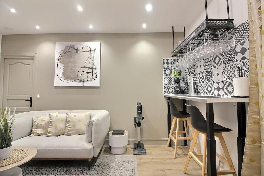 La Demeure Des 3 Colombes Apartment บัวส์ โกลงบ์ ภายนอก รูปภาพ