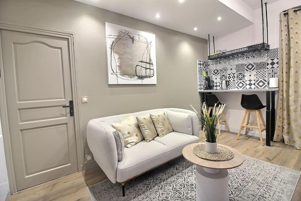 La Demeure Des 3 Colombes Apartment บัวส์ โกลงบ์ ภายนอก รูปภาพ
